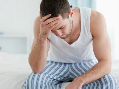 Niektóre wydzieliny z cewki moczowej mogą wskazywać na chorobę urologiczną u mężczyzny